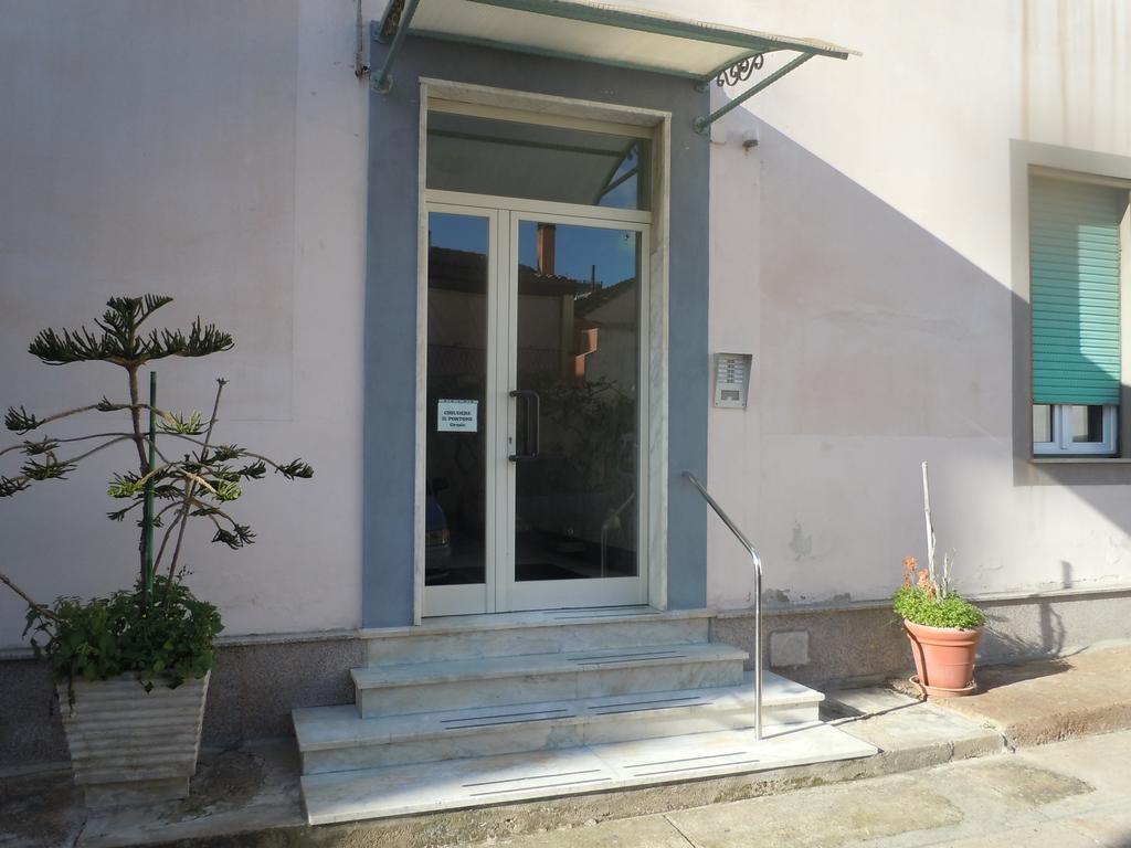 Da Agnese Locazioni Brevi Hotel Cagliari Eksteriør billede