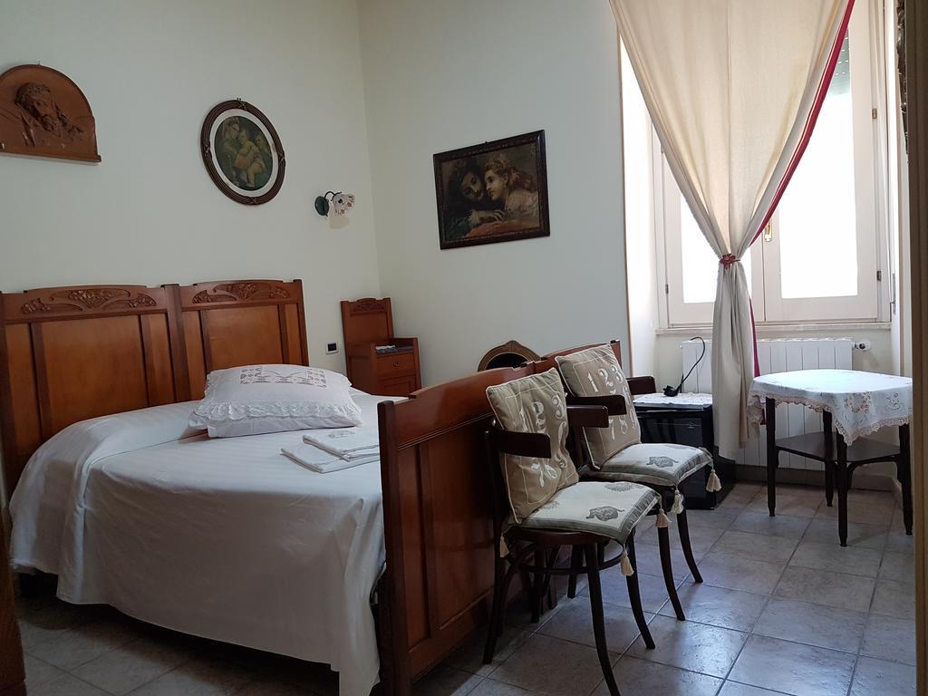 Da Agnese Locazioni Brevi Hotel Cagliari Eksteriør billede