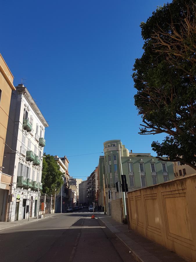 Da Agnese Locazioni Brevi Hotel Cagliari Eksteriør billede